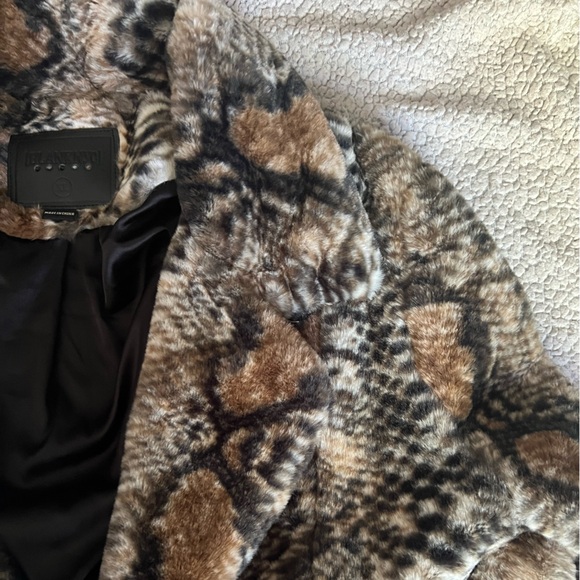 BLANKNYC fur snake print jacket - Picture 4 of 5